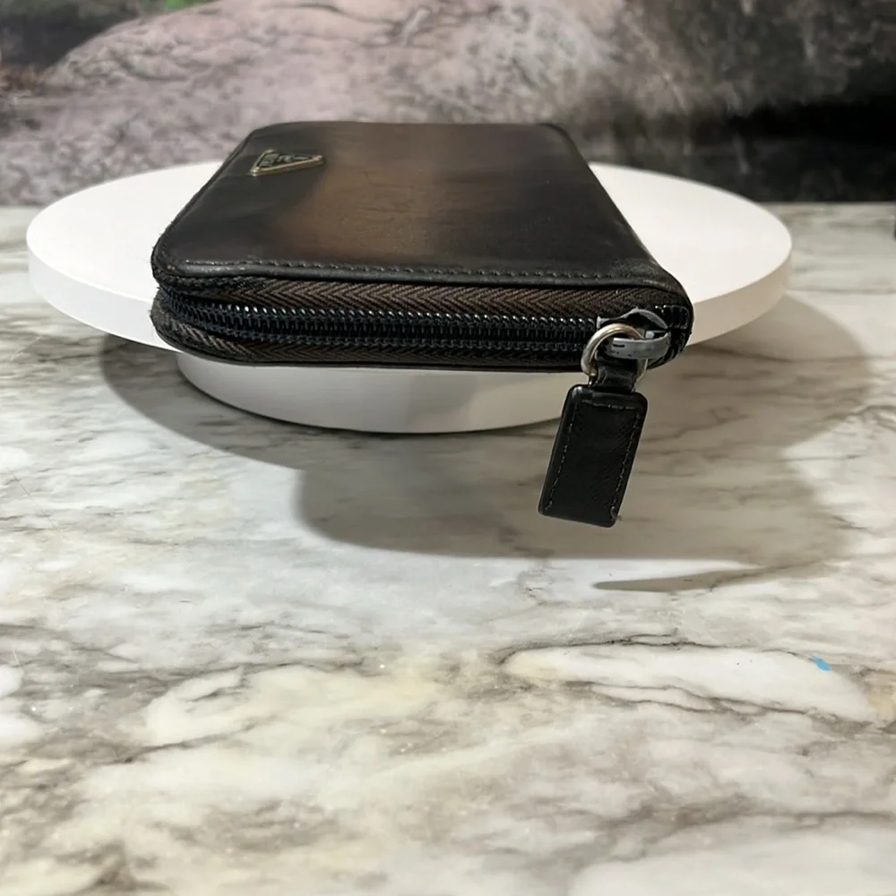 Prada Black Saffiano Leather Zip Wallet in GUC. - Picture 7 of 17